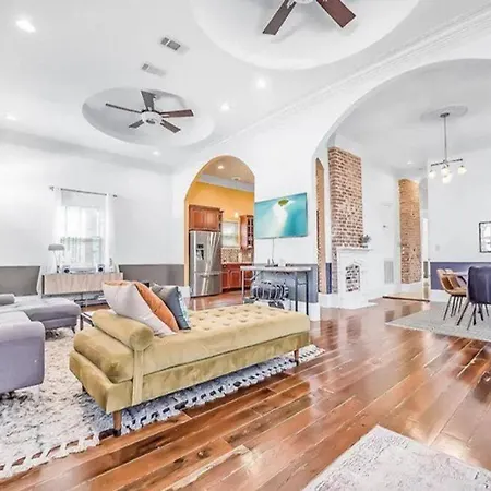 Domain On Dumaine Villa